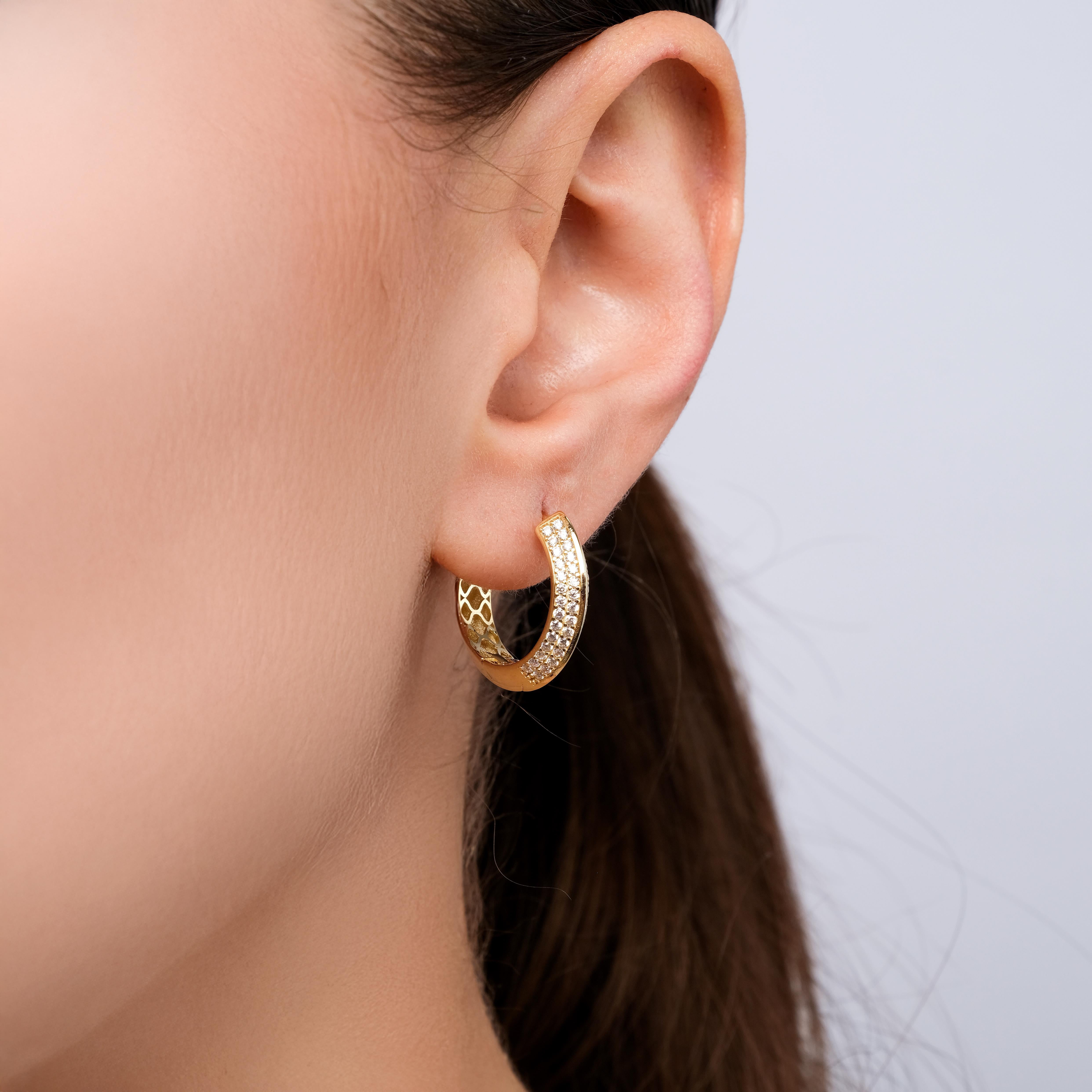 14 Ayar 20mm Taşlı Halka Küpe